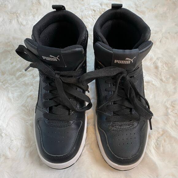 Puma Rebound Joy Unisex Kids Trainers Size 4.5 Basketball Sneakers Mid Top Black - Picture 1 of 11